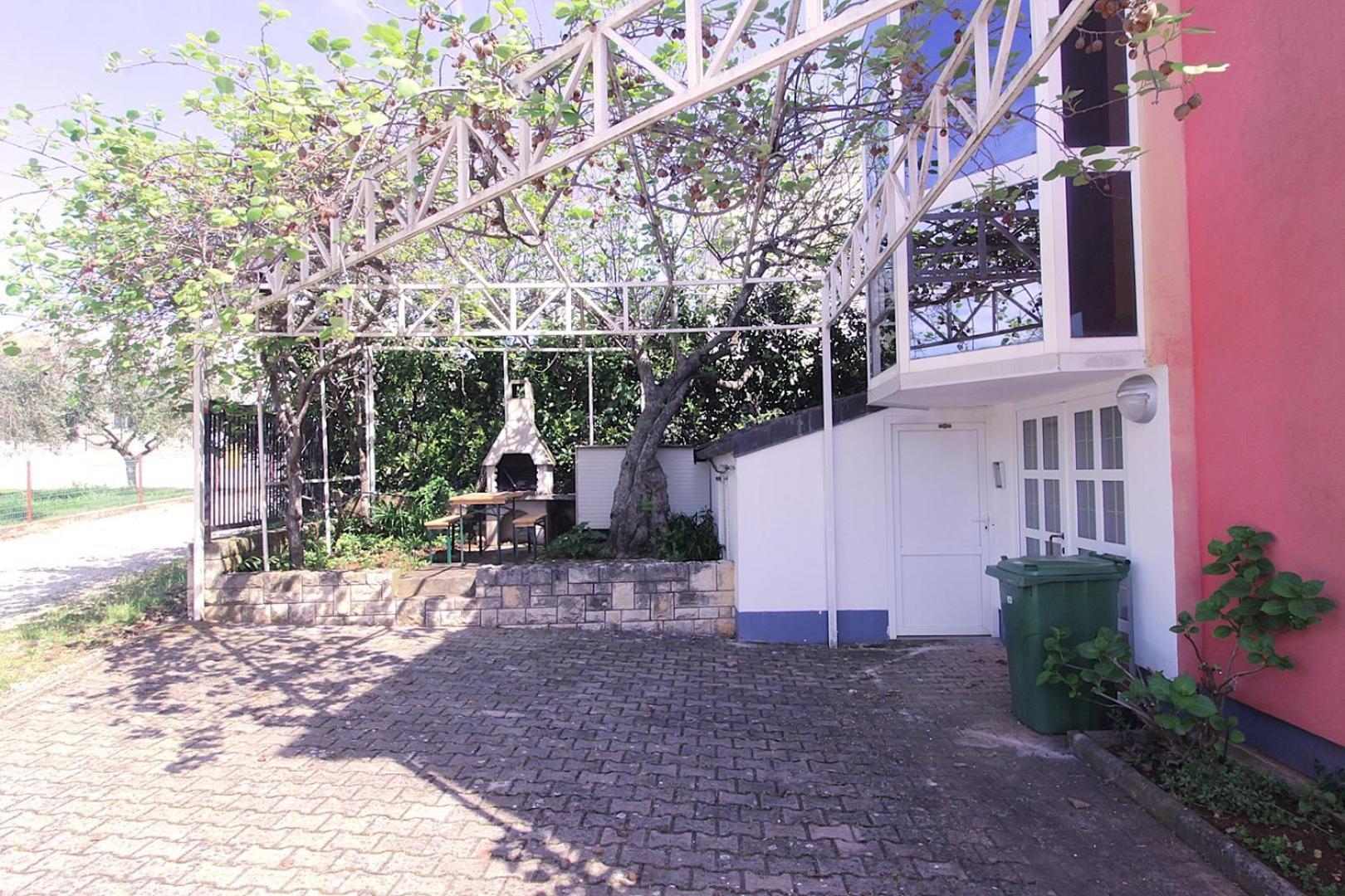 Apartments Branka Замбратия Экстерьер фото