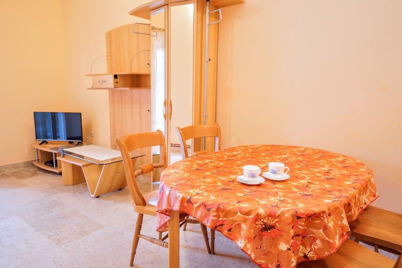 Apartments Branka Замбратия Экстерьер фото