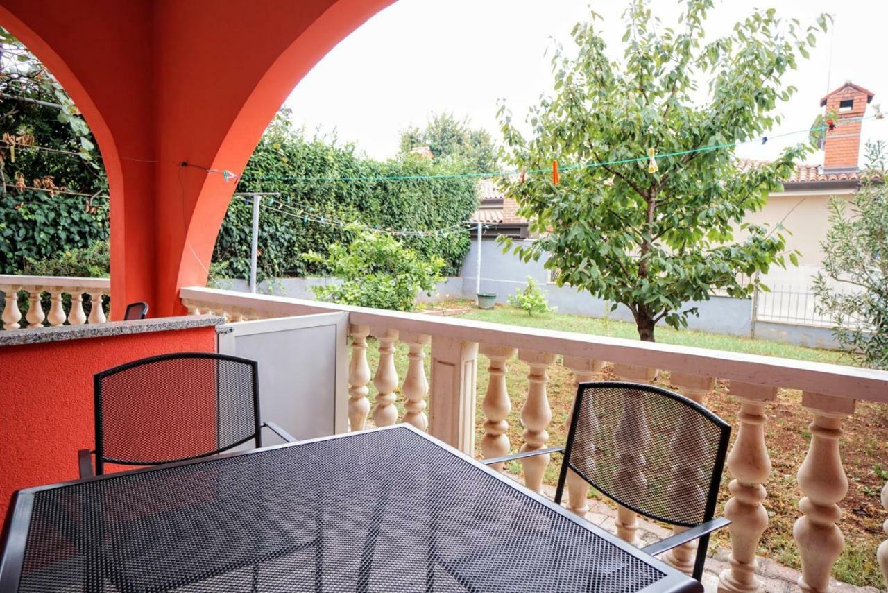 Apartments Branka Замбратия Экстерьер фото
