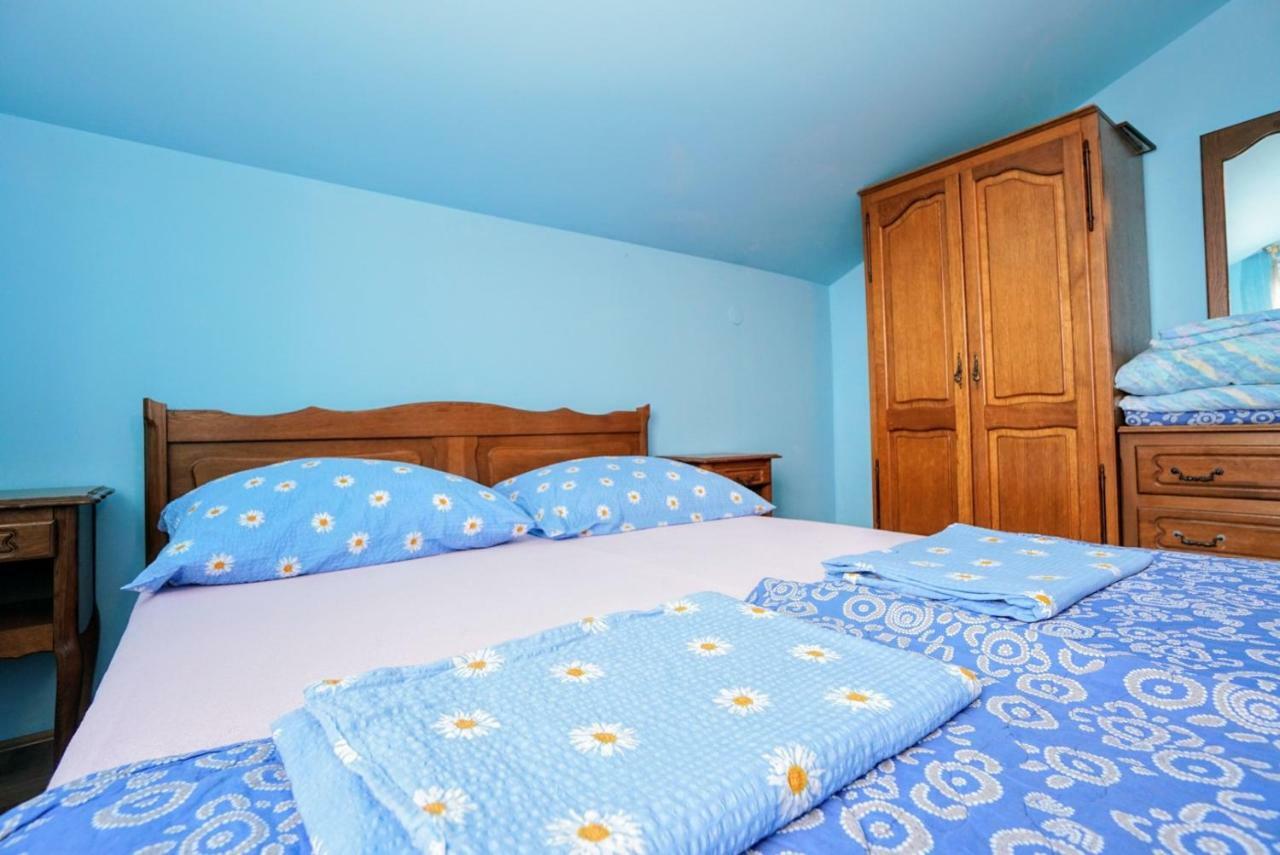 Apartments Branka Замбратия Экстерьер фото